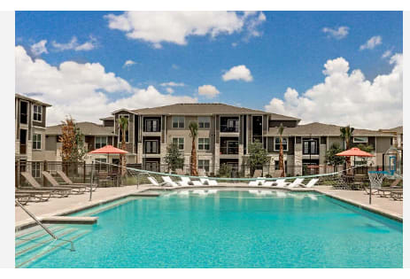 The Bend at Crescent Pointe property